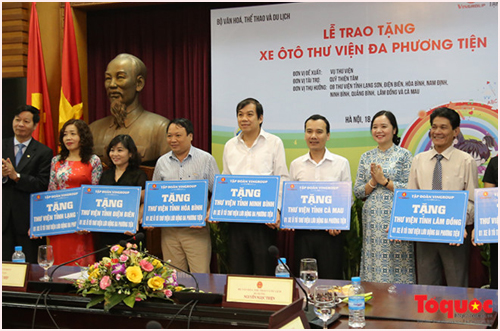 2018-04-19-trao-o-to 05