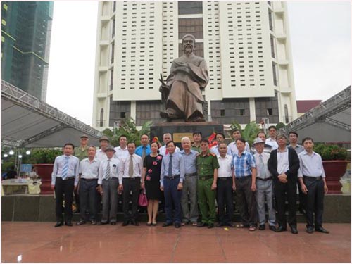 2019-04-16-kmnshp-01