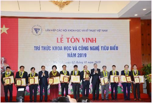 2019-11-04-tri-thuc- 3