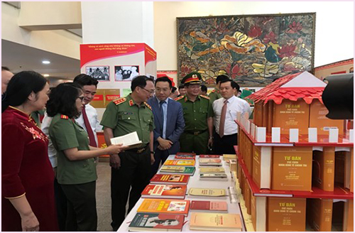 2021-04-22-hoi-sach-05